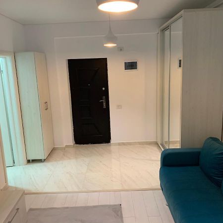 Apartament Cu Regim Hotelier Militari Residence Helen Chiajna Kültér fotó
