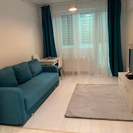 Apartament Cu Regim Hotelier Militari Residence Helen Chiajna Kültér fotó